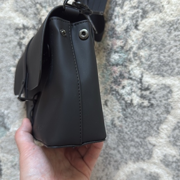 Gaston Luga x Nikon Bag - Picture 5 of 16